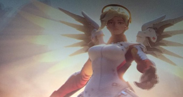 le trailer d'overwatch au cinema avant la diffusion de star wars vii