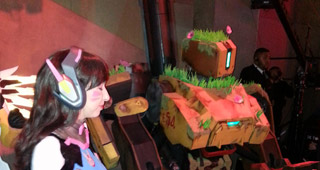 Cosplays D-Va et Bastion