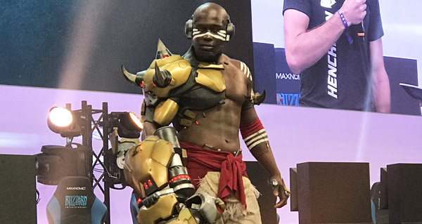 le cosplay doomfist par